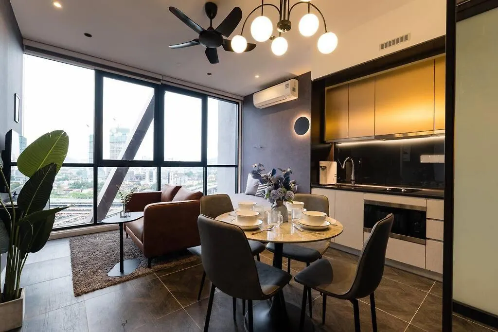 Apartmán Scarletz Klcc 4Pax By Feel Home Luxury 100Mbps Wifi Kuala Lumpur