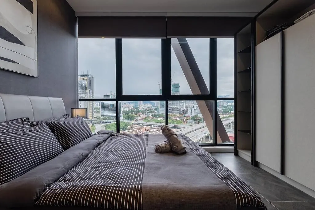 Scarletz Klcc 4Pax By Feel Home Luxury 100Mbps Wifi Kuala Lumpur